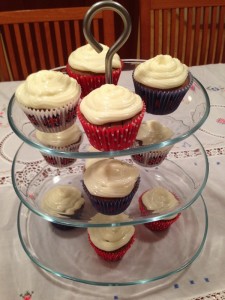 Cupcakes with Cream Cheese Frosting